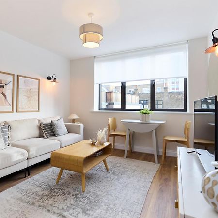 Апартаменты The Goodge Street Place - Bright 2Bdr Flat Лондон Экстерьер фото